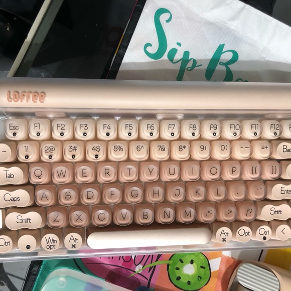 LOFREE DOT Mechanical Keyboard, Mouse and Jelly Palm Rest Set-Open Box- Pink - Picture 3 of 9